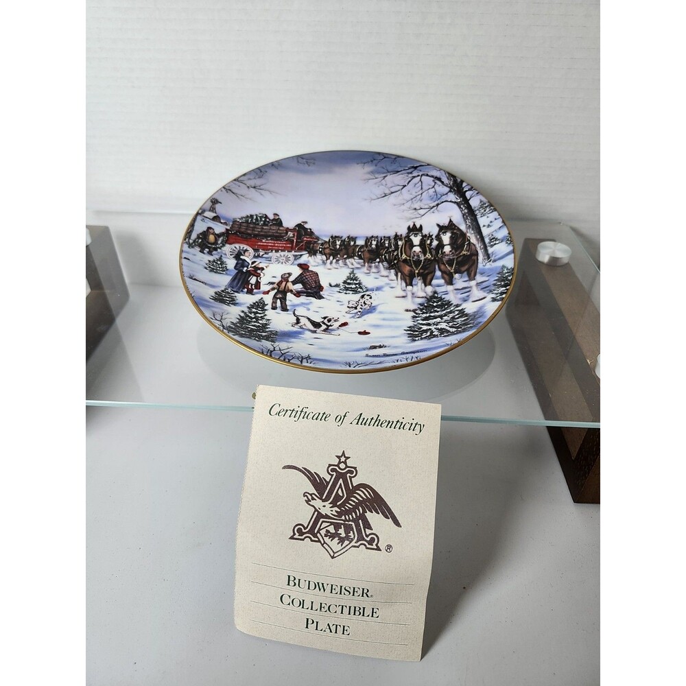 Vintage Christmas Collector's Plate Budweiser Anheuser Busch 1991 Season's Best